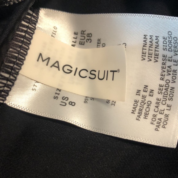 NWT MAGICSUIT Prism Angelina Swimsuit! - Picture 6 of 9